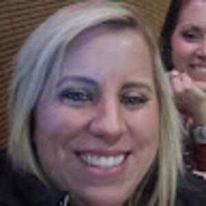 Meet your Posher, Dakota